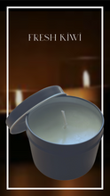 Carregar imagem no visualizador da galeria, Kiwi Pear Candles
